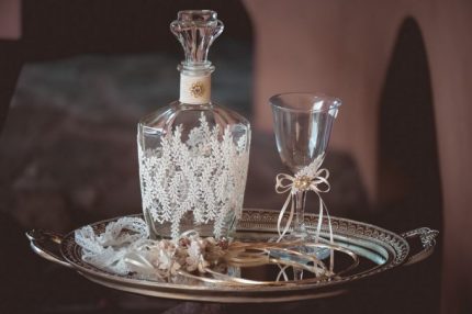 Δίσκος-καράφα-ποτήρι με διακόσμηση Α28